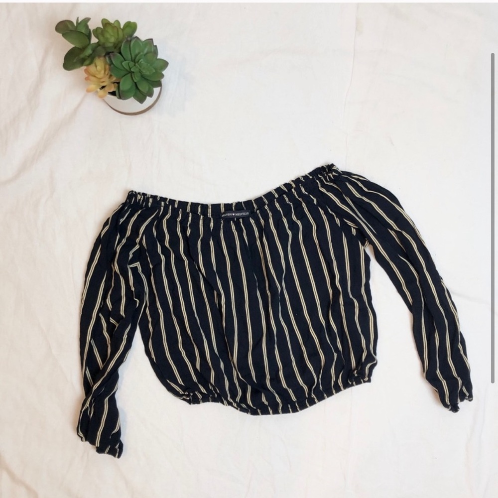 Brandy Melville Off the Shoulder Striped Blouse